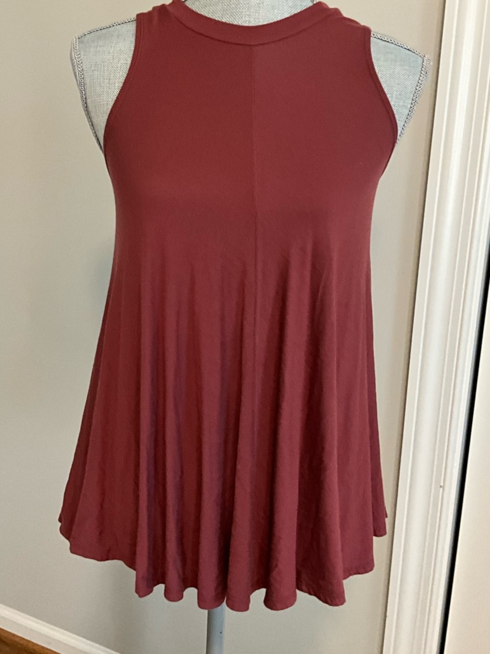 Women’s Cherish Tee size small like new